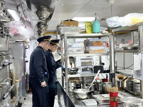 加强节前食品安全监管 营造安全放心用餐环境——宝山路街道节前食品安全工作纪实
