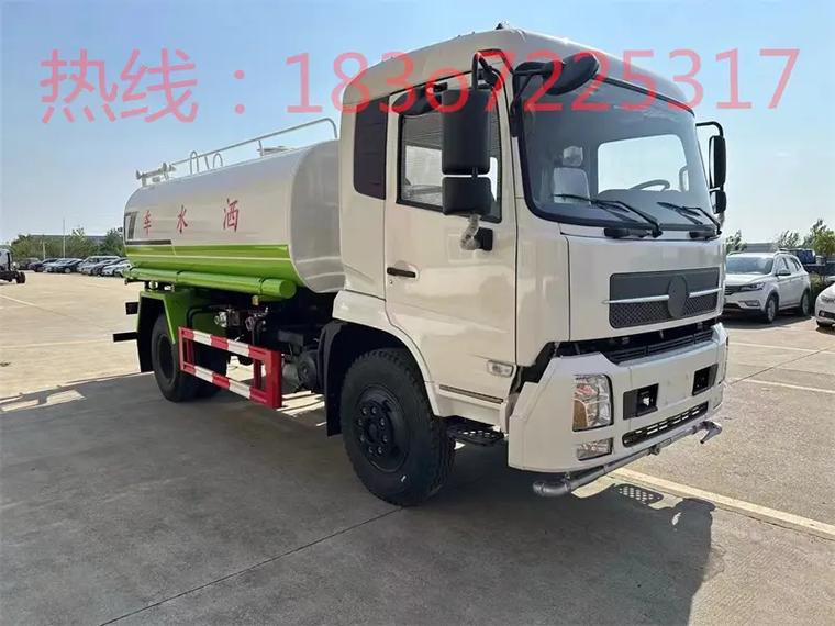 东风天锦马路洒水车制造厂联系方式:18307225317灵活